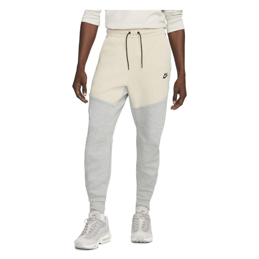 Nike Sportswear Tech Fleece Pants Joggers in Heather Grey/Rattan Men’s Size M